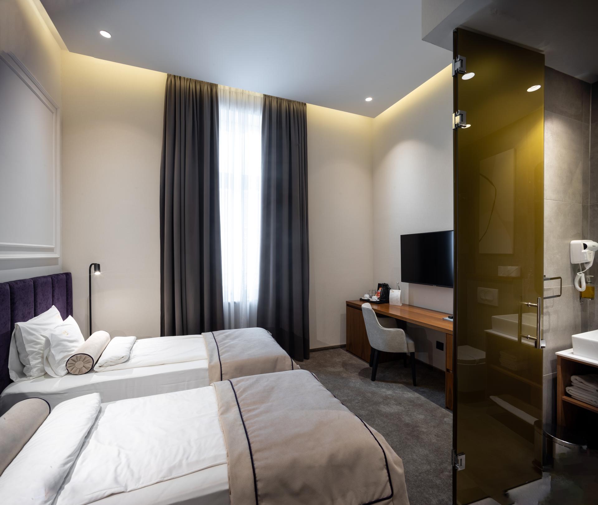 Superior twin room - Maison Royale Belgrade